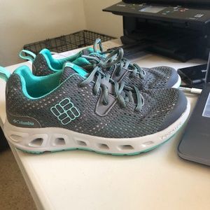 Columbia Women's Drainmaker Shoe - 6.5 - Worn Once